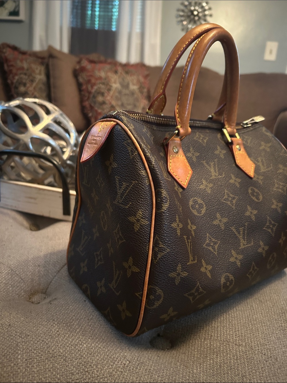 Louis Vuitton Monogram Speedy 25 bag - Picture 3 of 17